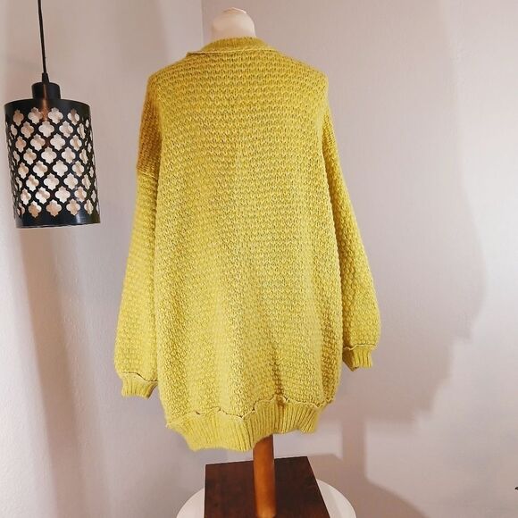 Free People Lemon Yellow/Green Oversized Knit Sweater Size Small - Picture 4 of 9